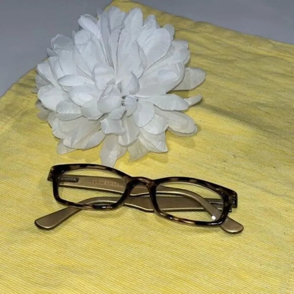Foster Grant Women’s Glasses Gold Reading Glasses